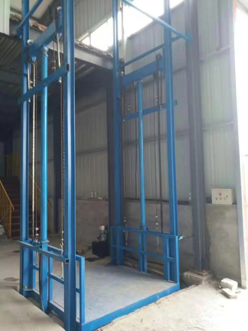 導軌式升降貨梯